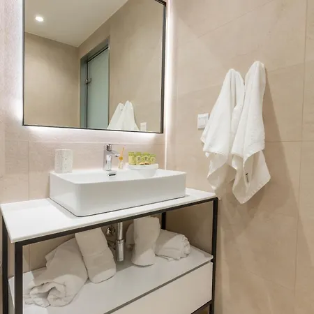 Ξενοδοχείο με διαμερίσματα Nostos Κουρούτα