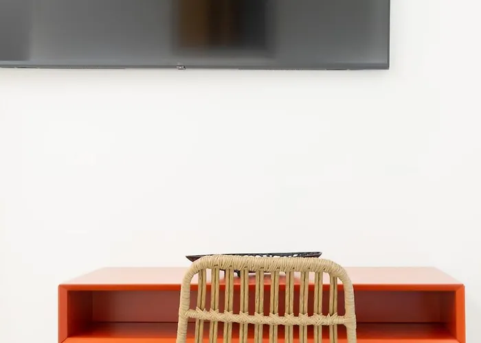 Nostos Aparthotel 4*